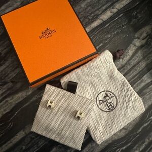Hermès pop earrings white